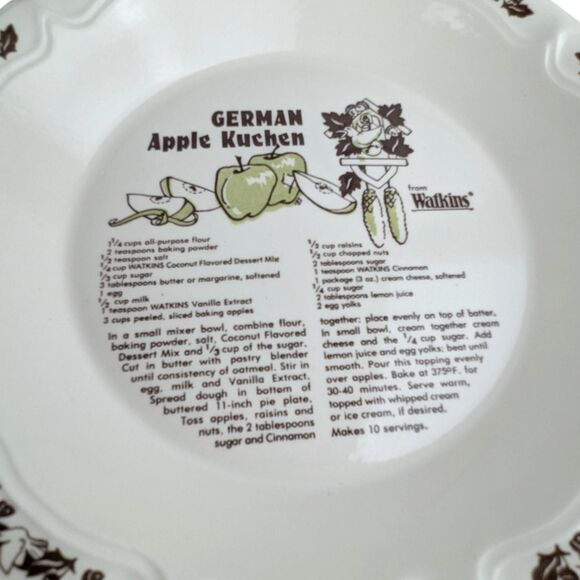 Vintage Watkins Pie Plates: German Apple Kuchen & Christmas Wish Recipes - Picture 6 of 8